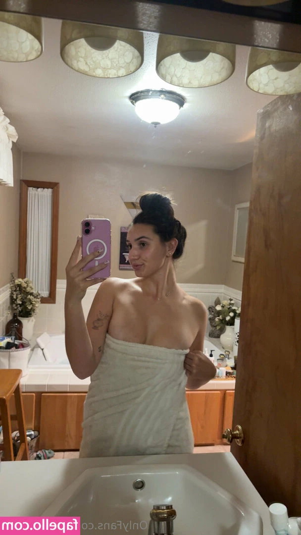 macyxxbby - These photos tell a story