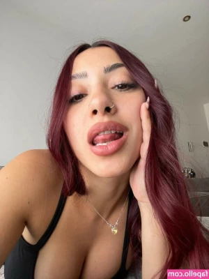 mayaraaee - Look at the hand print he left on my ass and how swollen my pussy is