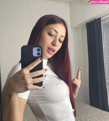 mayaraaee - Unlock to see my D cup pop out