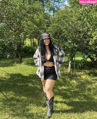 Jasmine Cormier [ jasmine-cormier ] - While I finish my beer  I think you have some work to do