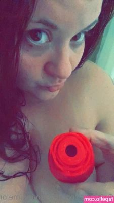 thickmandimelonsxxx - Remember  i can put my feet in pretty much anything if you want it 