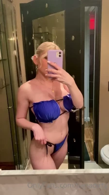 lauradirt - So excited to start with a hike to the beach...would you keep me