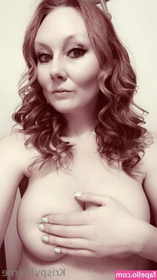 kristinaann1031 - I m smiling to You baby   and touching myself