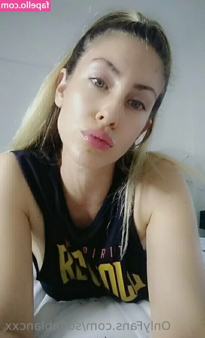 sofiablancxx - Been looking for me? 🙈😘😘