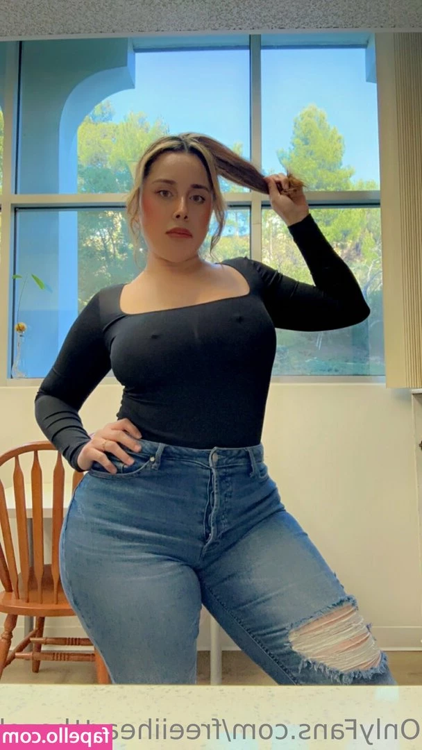 freeiiheartthazel - Did this tiktok trend on one of my fave photos looks so cool