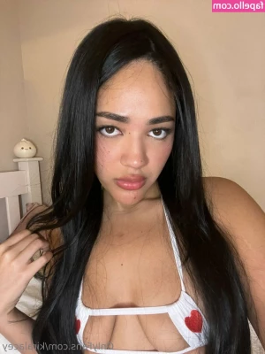 kiralacey - Mmm you ll be my good little foot boy
