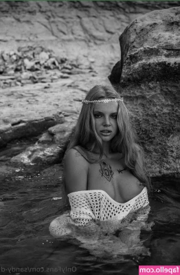 sandy-d [ sandy-d-1 ] - Got new behind the scenes photos with the incredibly hot and fun