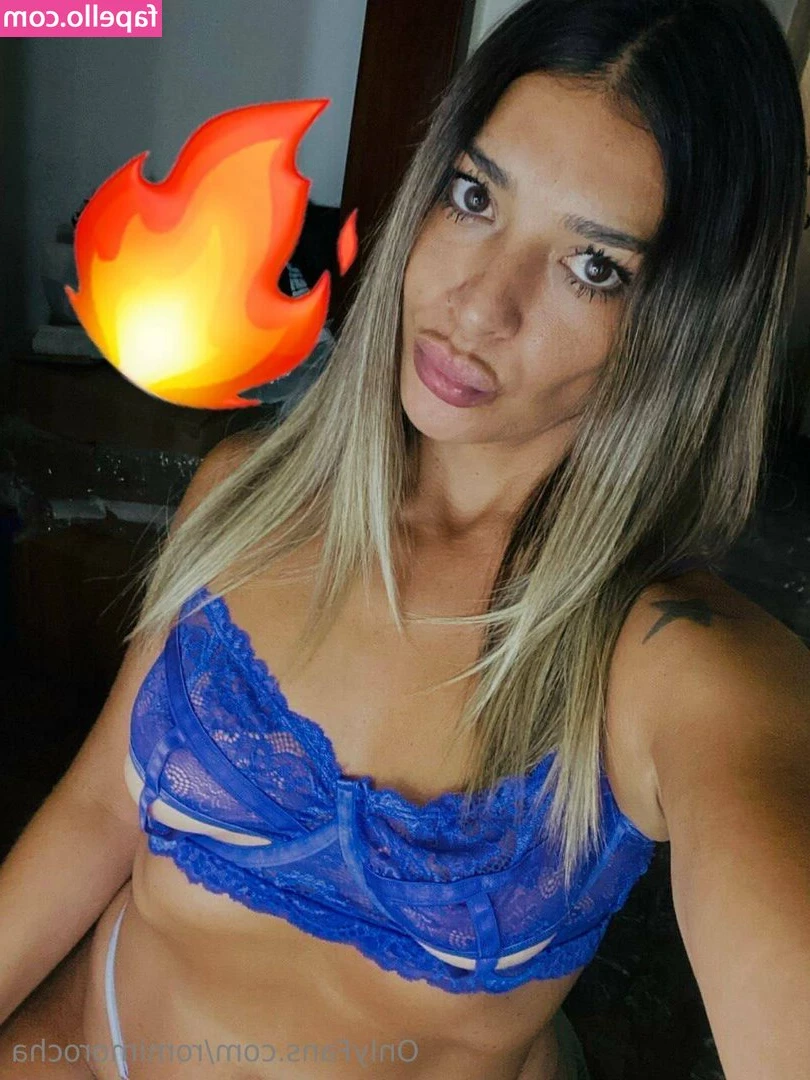 romimorocha - Good morning    Making custom content all day for a discounted price