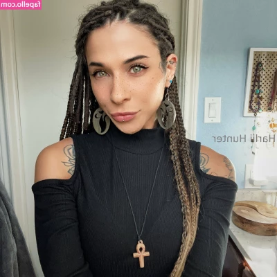 harliihuntervip - Still trying to reach my goal so I can post the full fuck session