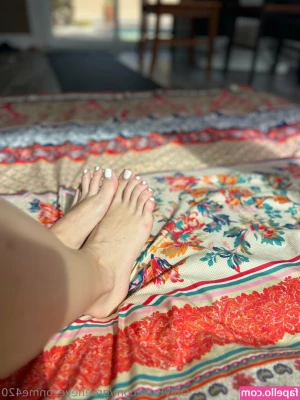 greeneyezonme420 - A video of me touching myself