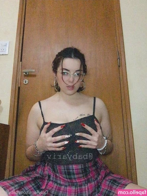 babyariv - How was your Monday papi? Can I make it better?
