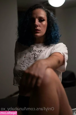 moonbeam_xo719 [ moonbeam-xo719 ] - My desires are so spontaneous and unpredictable 🔥
