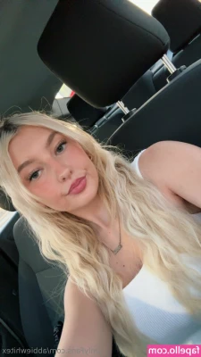 abbiewhitex - Do you want to cum on my tits? 💦😋