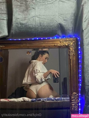 blesskatty - My nipples are so sensitive