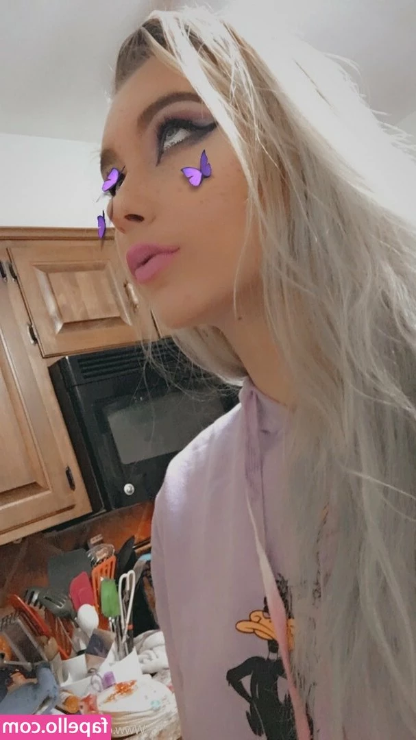 chancetonjaxx - I Daydream Of Krissy #POV #Roleplay   Slide in my DMs to get the full