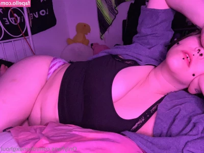 divinexghoul - Does this turn you on   I d love to strip for you or do whatever your