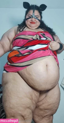 ssbbwcarlys - I love it when you look up at me 😋