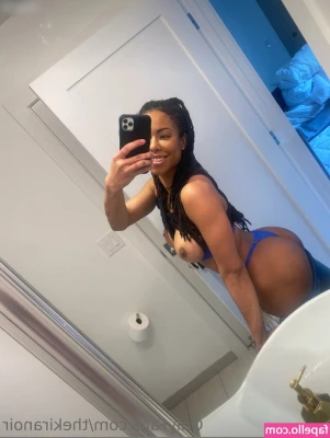 Kira Noir [ kira-noir ] - Was having some fun in the shower a while back and have posted a few