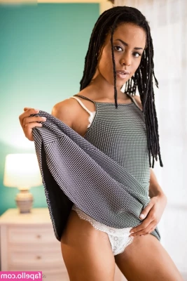 Kira Noir [ kira-noir ] - Must take time to relax   and of course soak in the sun