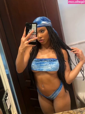 Kira Noir [ kira-noir ] - I m doing video calls tomorrow night send me a private message from