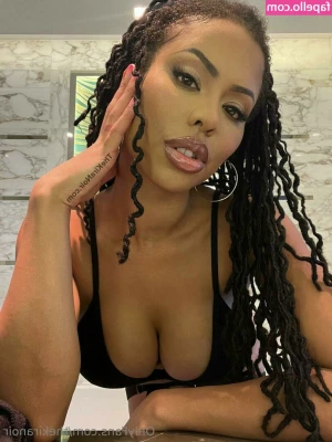 Kira Noir [ kira-noir ] - Announcing the winner of the custom clip competition tomorrow morning
