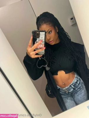 Kira Noir [ kira-noir ] - Remember this guy   I do his dick was really huge  and hot still