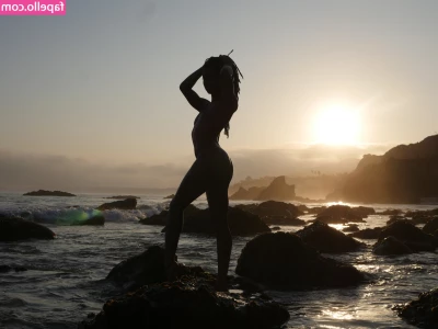 Kira Noir [ kira-noir ] - thecamguyfat TRIAL LINK https onlyfans com thecamgu I the guy behind