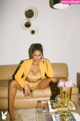 Kira Noir [ kira-noir ] - I think I wet my whole bed in squirts
