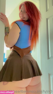 redhead420coo [ redhead420coo-5 ] - Which hole would you fuck first   my pussy or my ass