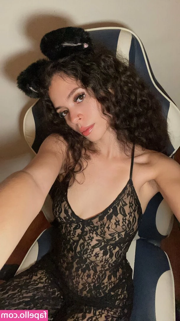 Cybermelanie - FREE SUBSCRIPTION ONLY NOW   She is special  soft and innocent   