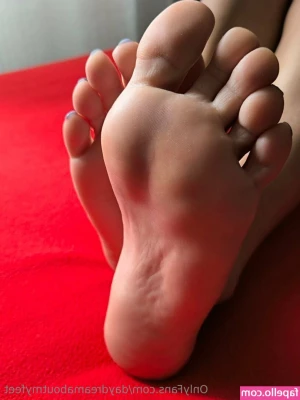 daydreamaboutmyfeet - Busy day today 🥵 got a lot done and can’t wait to share more