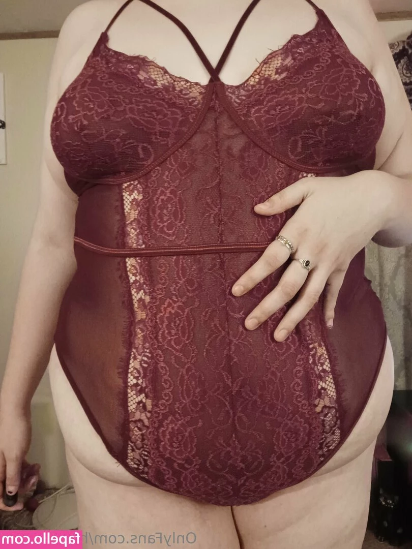 honeysteaa - Do you like my feet in nylons