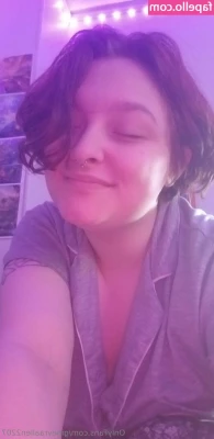 ginevraallen2207 - 🇺🇸 Come spend some quality time chatting with me, love.