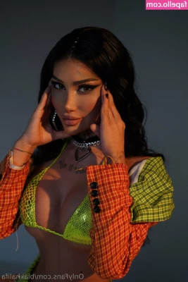 biakhalifa - I get to fuck both these incredible ladies