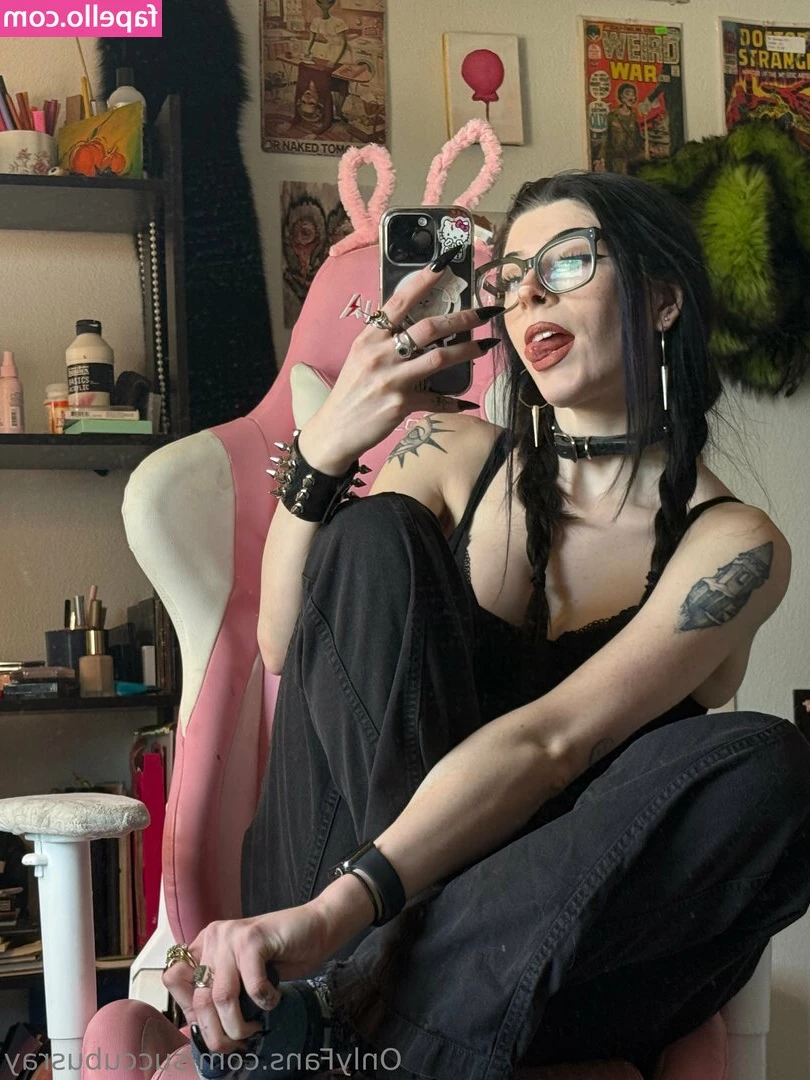 succubusray - I will be sharing a 12 MINUTE bondage masterclass Wednesday evening