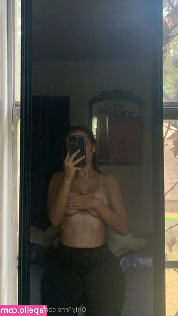 sierraaa.l.m [ sierraaa-l-m ] - What position would be the best to fuck me? ;P