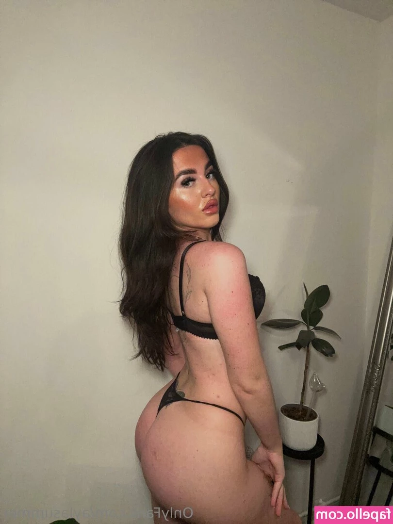 aylasummer - ONE HOUR OF STRAIGHT RIDING THIS HUGE COCK    It stretched my hole so
