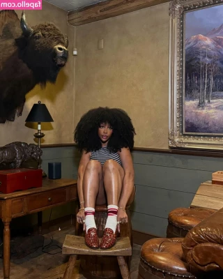 SZA - u down for a morning quickie?