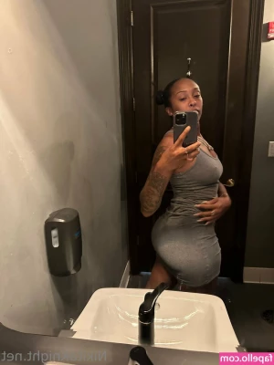 iamnikitaknight - Prefer thongs or jocks