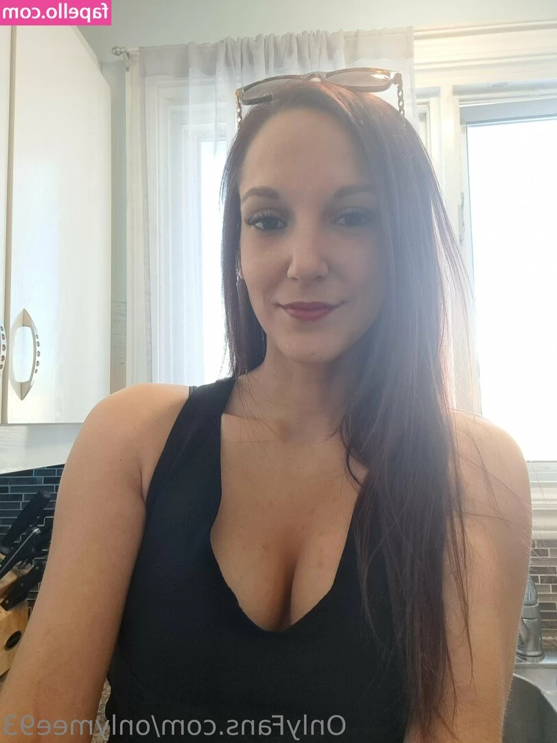 onlymee93 - Raise your hand if you re into this