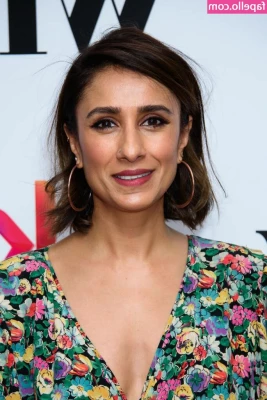 Anita Rani [ anita-rani ] - Hole & pole