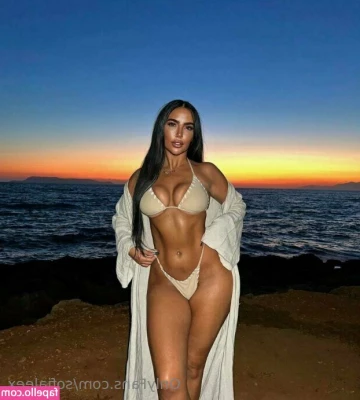 sofialeex - Morning titty lovers ❤️