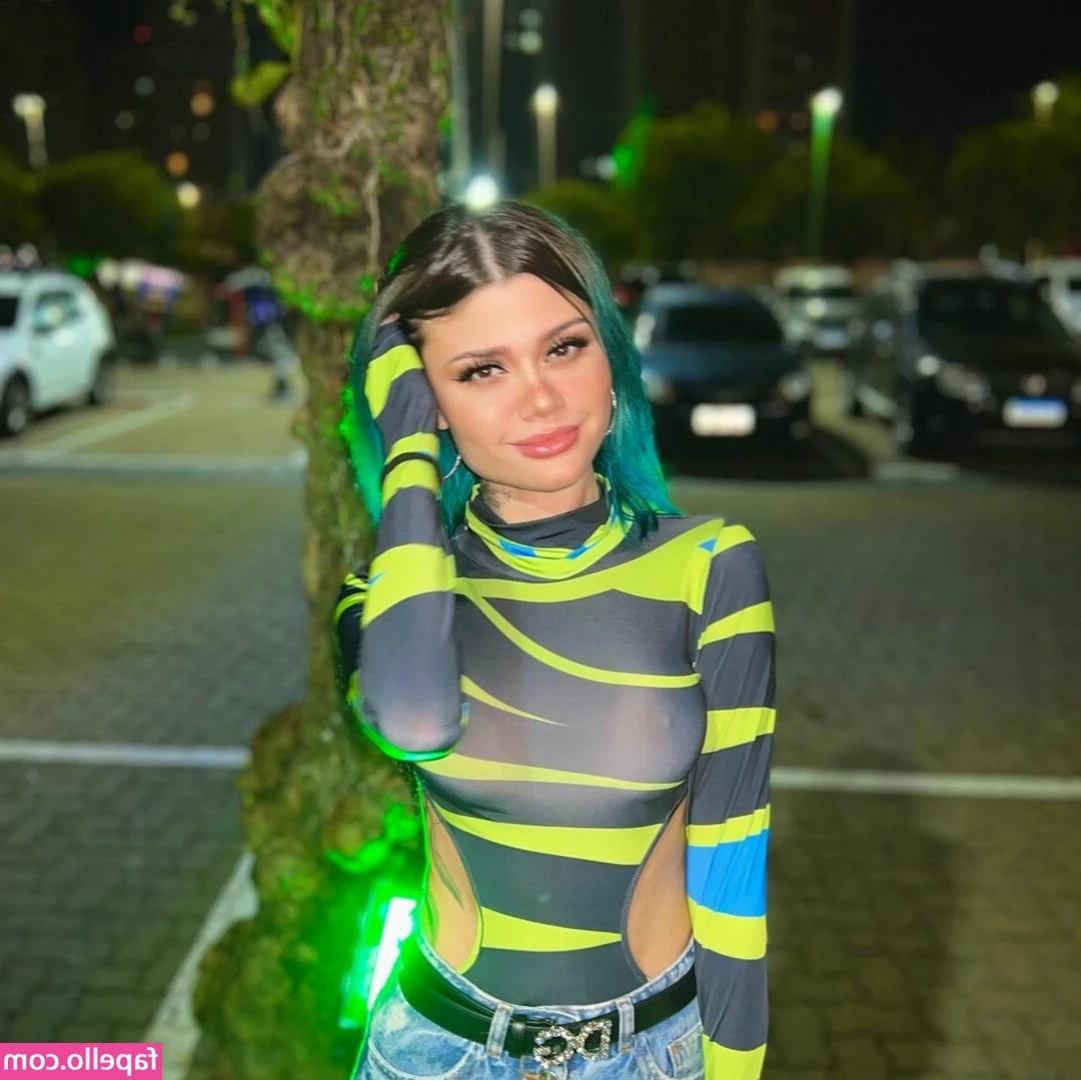 Giuliana Capitani [ giuliana-capitani ] - I was treated to a lovely red bum last night  full video to follow