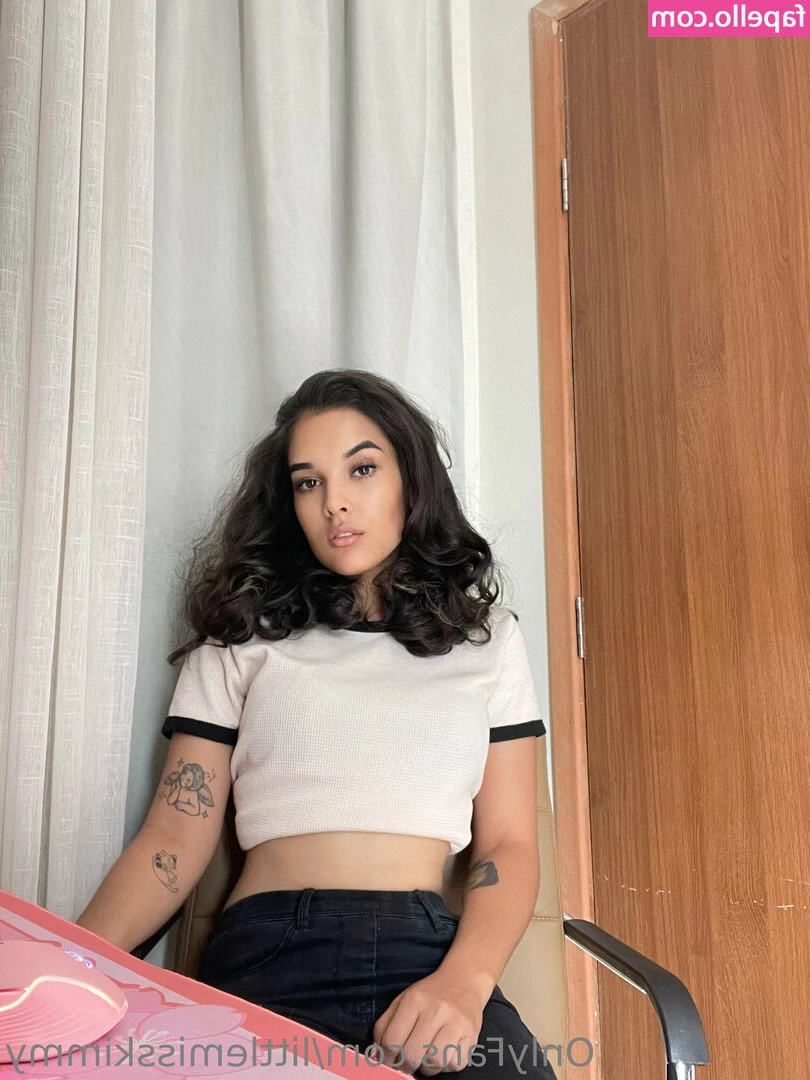 littlemisskimmy - I got this new set to sleep in what do you guys think  Is it an