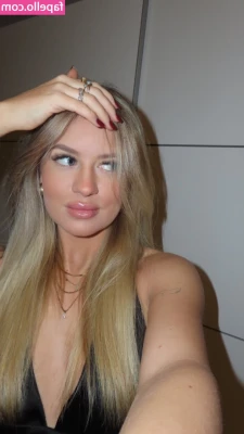 Romy wollmann [ romy-wollmann ] - filling up another cummy condom for a fan  love the feeling of a few