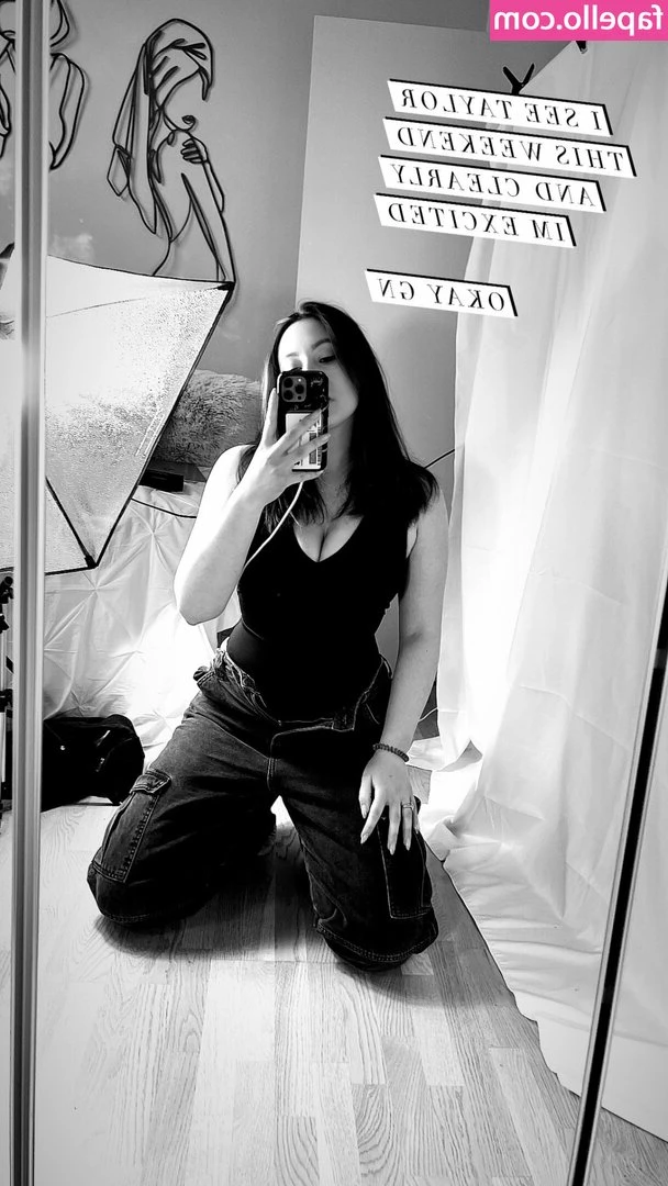 Christina Markus [ christina-markus ] - New fit   Gifted by a sub  Just a reminder  if you d like personal