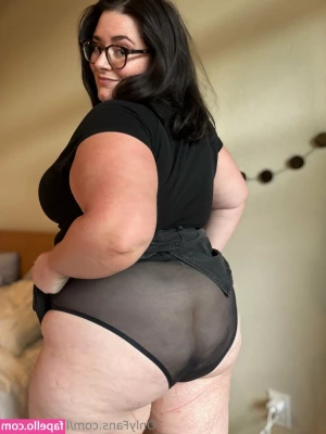 lunaxthicky - Peachy