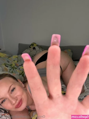 baddienenna - Okay everyone! It's 3am and I have to go to sleep! 💤 There are