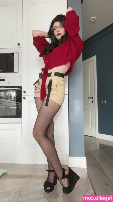 evenink_free [ evenink-free ] - My cute lil butt with a buttplug 💕