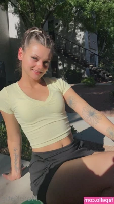 morekatie - My pussy needs a hard cock 🤤😈